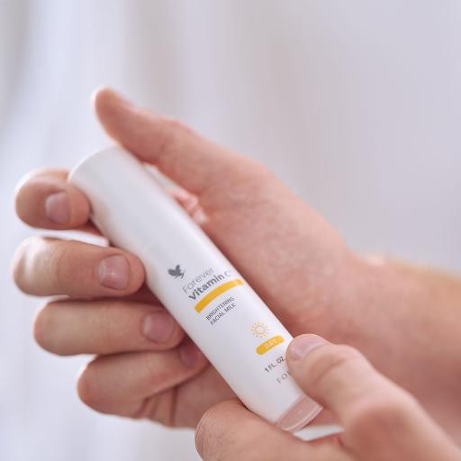 forever_vitamin_c__brightening_facial_milk_pd_main_512_X_512_1758304371465